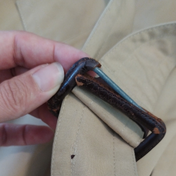 Vintage Etienne Aigner Trench Coat - Picture 10 of 17